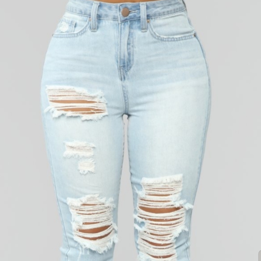 Brand New Ripped Cropped Jeans